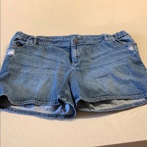 Women’s jean shorts